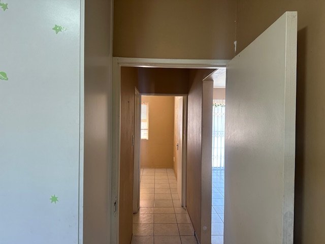 2 Bedroom Property for Sale in Maitland Western Cape